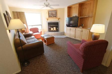 Crown Point Resort - 24