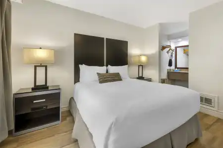 Best Western Pier Point Inn - 104