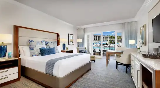 Balboa Bay Resort - 3