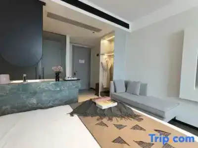 Romantic Theme - 16