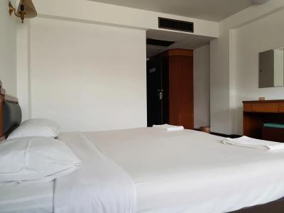 Golden Grand - 15