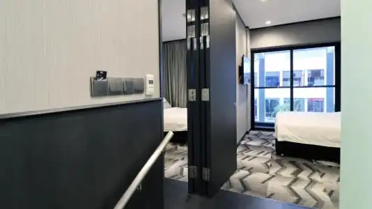 NuVe Urbane - 116