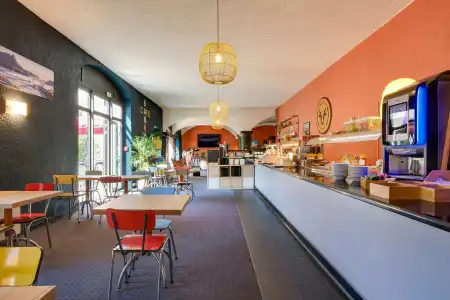 Sure by Best Western Annecy - 33