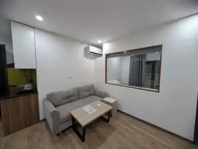 Era Apartment Lac Long Quan - 5