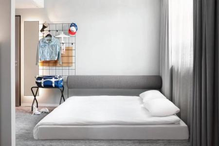 Moxy Cologne Bonn Airport - 31