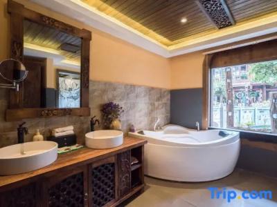 Lisiman Inn (Lijiang Art Club) - 87