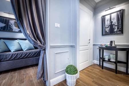 Ungherese Small Luxury - 61