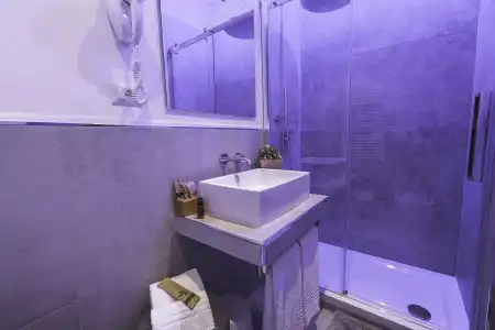 Colonna Luxury Suites - 8