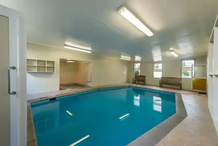 Amber Court Motel - 9