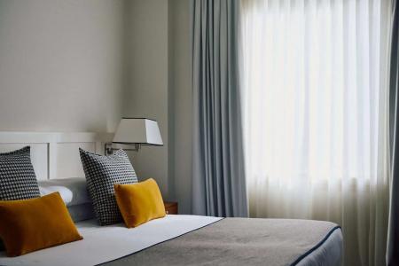 Catalonia Boulevard - 38