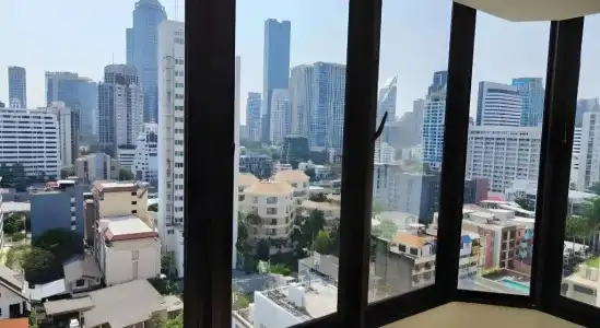 Omni Tower Sukhumvit Nana by Compass Hospitality - 44