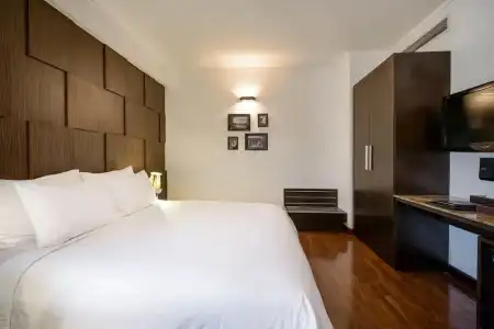 La Nueva Boutique Ha Noi - 123
