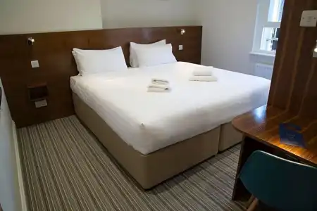 Chelsea Guest House - 42