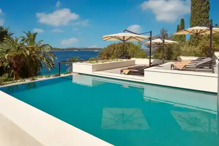 Moeesy Blue & Green Oasis - Adults Only - 11