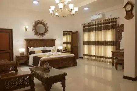Eagle Regency Boutique - 20