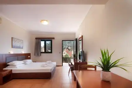 Dia Apts - 41