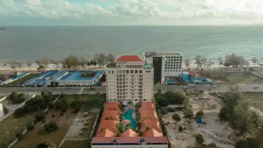 Sea Breeze Resort - 96