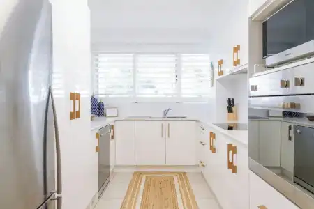 Cashelmara Beachfront Apartments - 39
