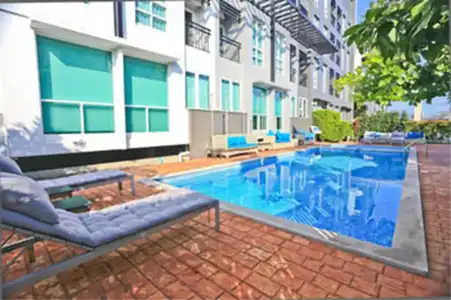 Crystal Suites Suvarnabhumi Airport - 14