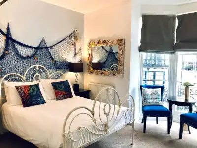 Grand Pier Guest House - 5