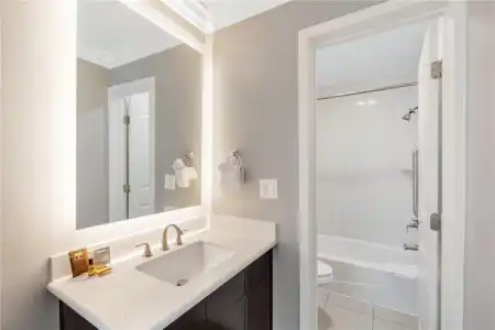 Best Western Plus LA Mid Town - 46