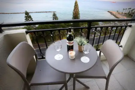 Pier Beach Apartments - 16