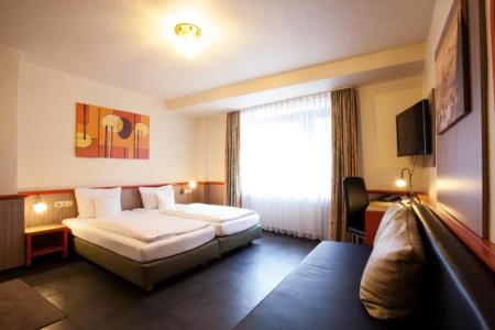 Trip Inn Ariane - 55