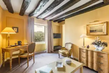 Hôtel la Résidence du Berry - 149