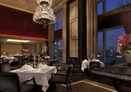 The Peninsula Shanghai - 26
