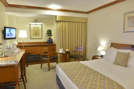 Ramada by Wyndham Bahrain - 18