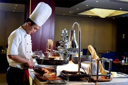 Kempinski Khan Palace - 11