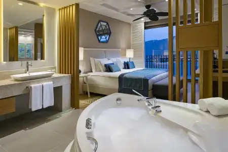 Titanic Luxury Collection Bodrum Resort - 40
