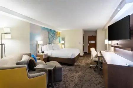 Courtyard by Marriott Miami Downtown - 27