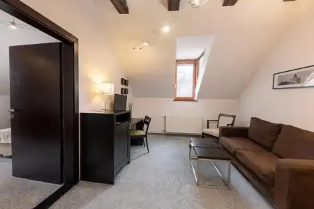 Bazilika alatt Panzió - 117