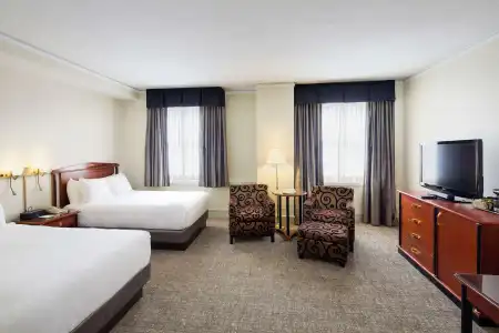 Hilton Cincinnati Netherland Plaza - 4