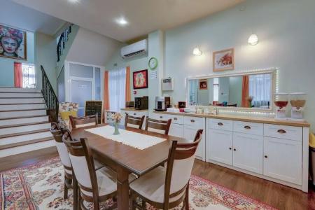 City Boutique Inn - 26