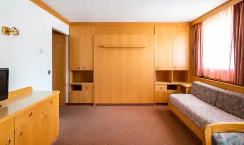 Apartments Lores - 92