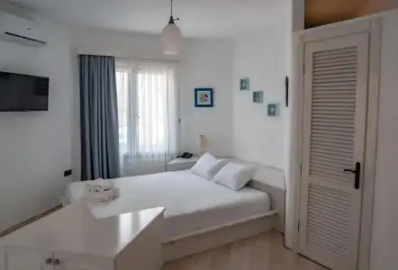 Kefi Beach and Suites - 4