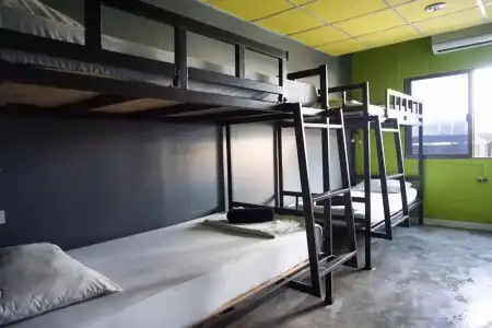 B&B House & Hostel - 25