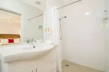 Port Douglas Motel - 7