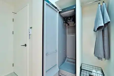 Busan Seomyeon YTT - 84