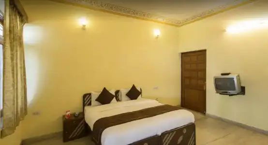 Raghuraj Palace - 77