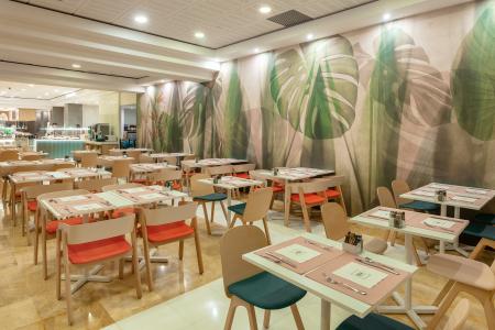 RH Ifach Family - 15