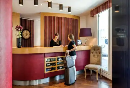 Mercure Berlin Zentrum - 1