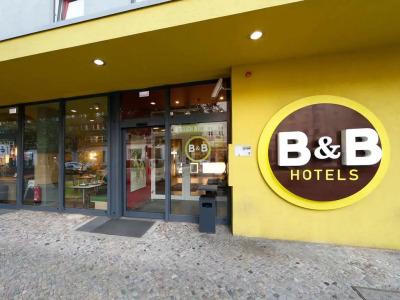B&B Berlin-Potsdamer Platz - 12