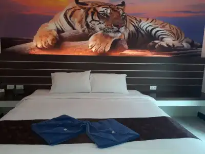 The Shades Boutique Patong Phuket - 33