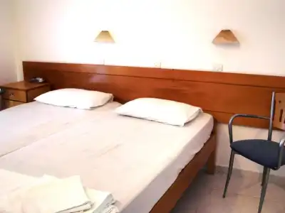Dimitra - 4