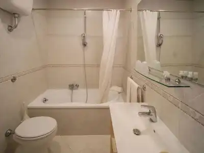 Central Wellness - 47
