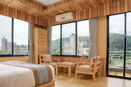 Trekkers Inn - 72