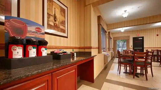 Best Western Plus Vancouver Mall Dr. & Suites - 26